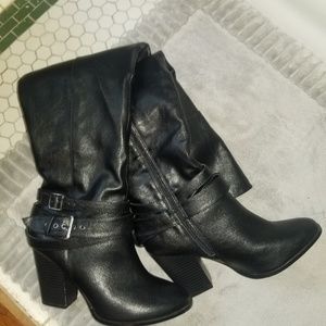 Size 8 knee high black boots
